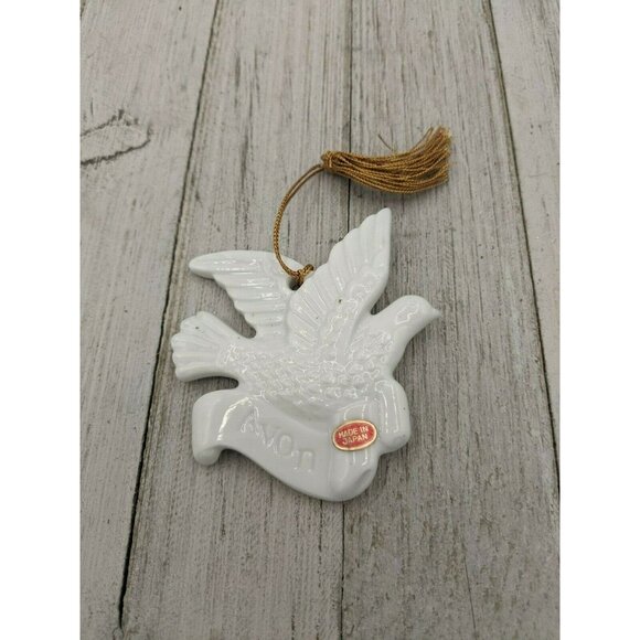 Avon 1981 White Ceramic Dove Collectible Ornament Gold Accent - Picture 2 of 3